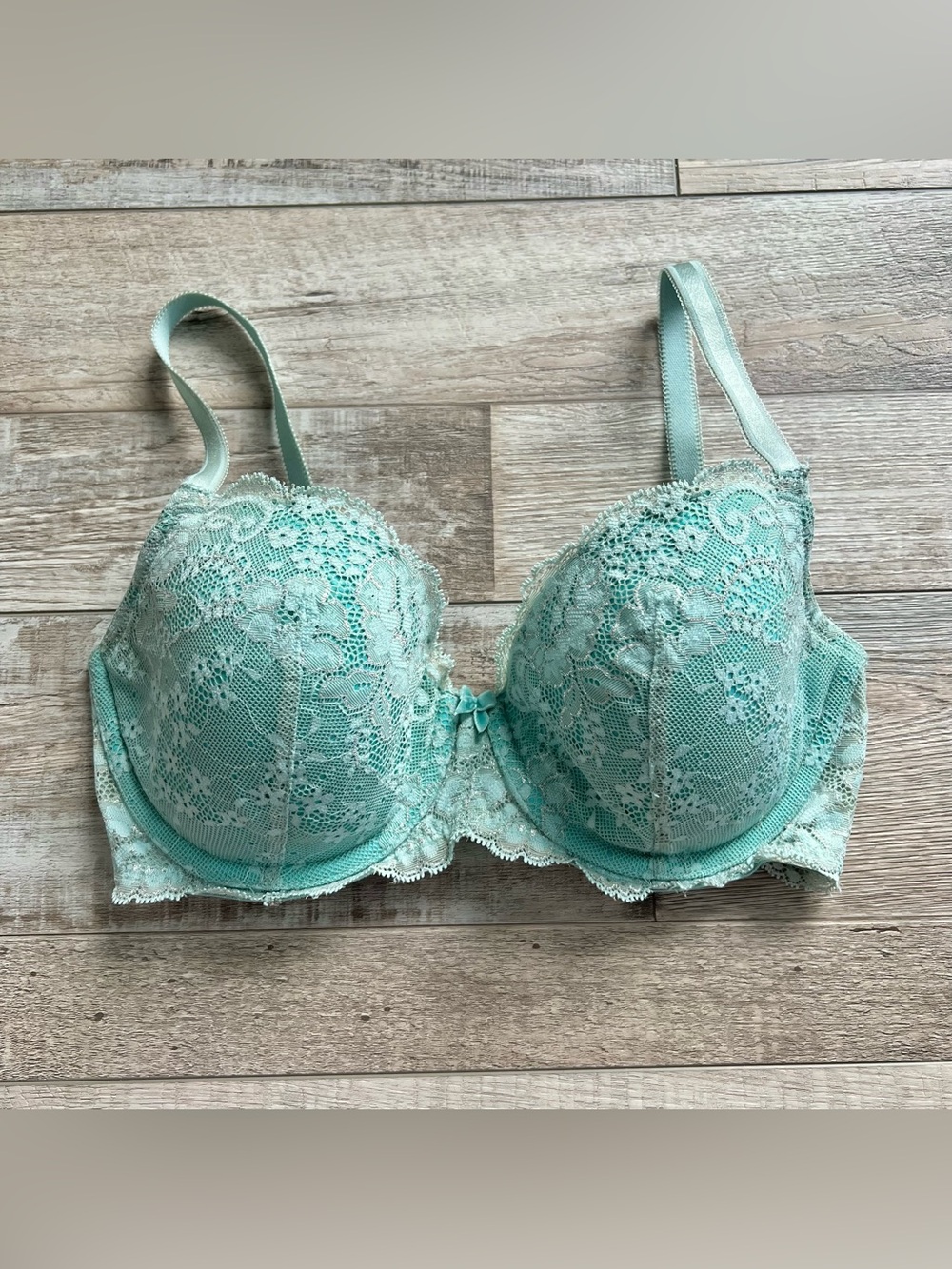 Victoria’s Secret Woman’s Dream Angels Lined Demi Bra Size 32DD